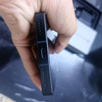 عندي  ريد ماجك 10برو  ذاكرة256 بطاريته 98 هيرتز 144 عشوائيه 12+12  جها...