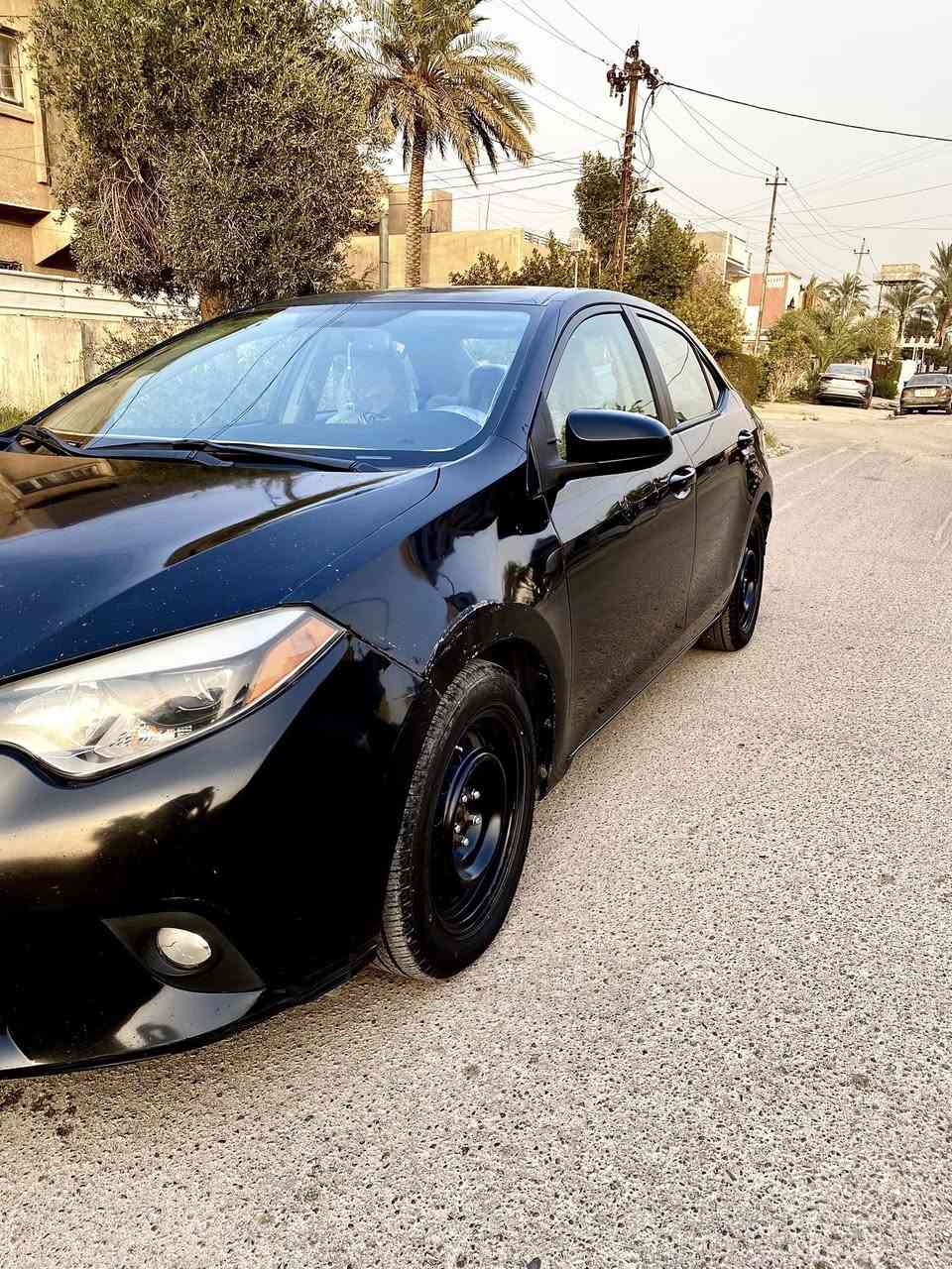 كورلا للبيع موديل 14 نظيفه كلش استخدام شخصي بحيث ماشيه 130 على موديله كلش زين ضربته من امريكا بنيد و شويه من الجاملغ مبين بالصور اللغد و الشاصي مكفولات وبيه جاملغ الخلفي والنظافه مالته ميحتاج احجي بيه كدامكم الصور والشغلات الاستهلاكيه كله مبدله جديده ماتصرف عليه ولا دينار 
مكان/ بغداد العامريه
 *********** بي واتس اب 
الاتصال بالرقم افضل من الماسنجر 
السعر من الاخير لان العمله تعب ب 117 قفل
