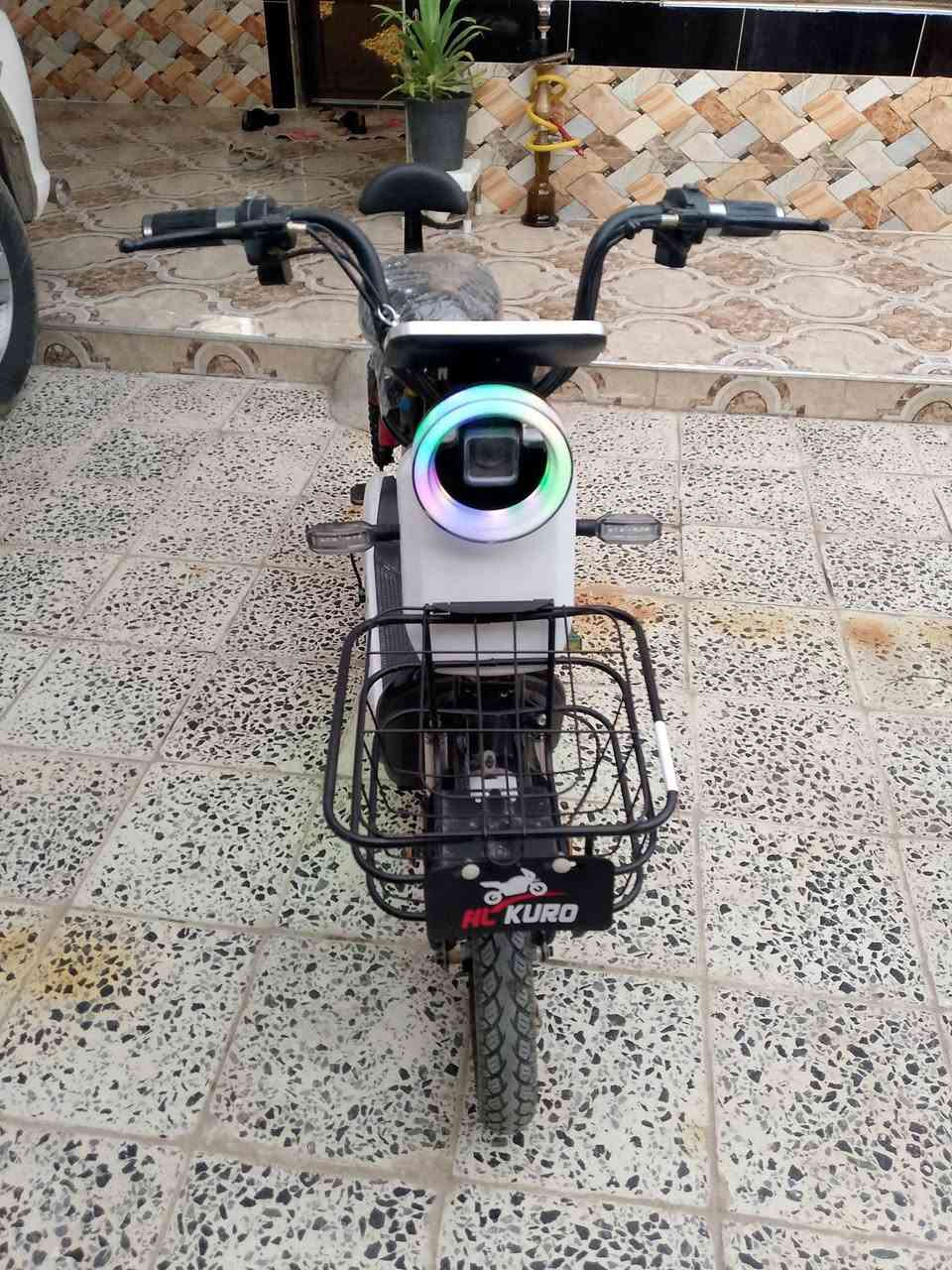 سلام عليكم دراجه شحن للبيع فول مواصفات VIP مستعمل شهر شرط كلشي مابي بلوتوث بي بطاريات جدد مكاني موصل سهل نينوى للاستفسار *********** سعر 295 وبي مجال.      بيع فقط
