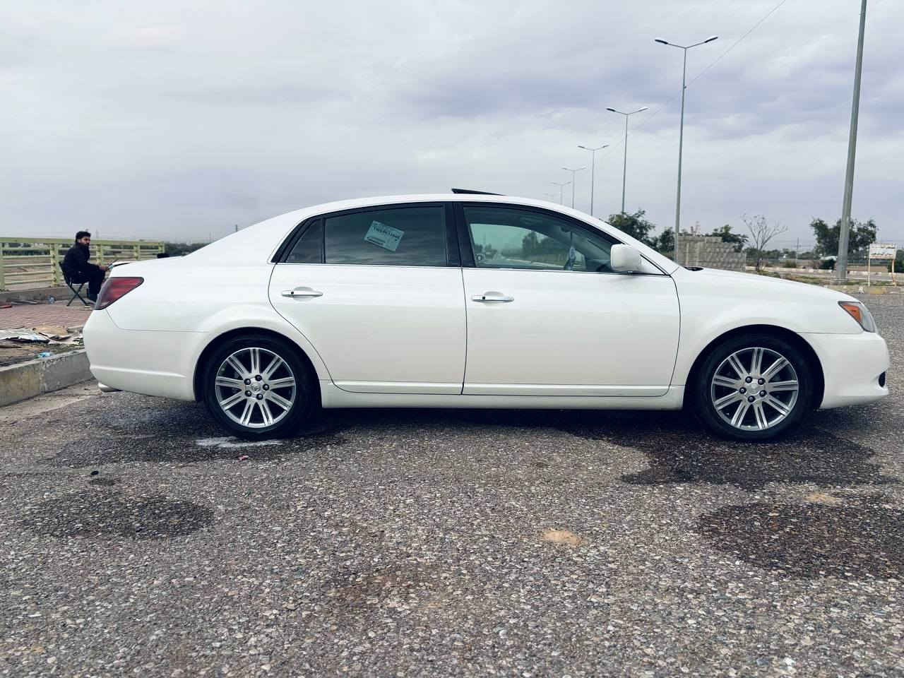 للبيع فقط موديل 2010 فول رقم وسنويه جديد بسمي بي قطعه واحد صبغ بدون دواخل  بدون نقص كير محرك بشرط سعر 170 وبي مجال قليل ***********
