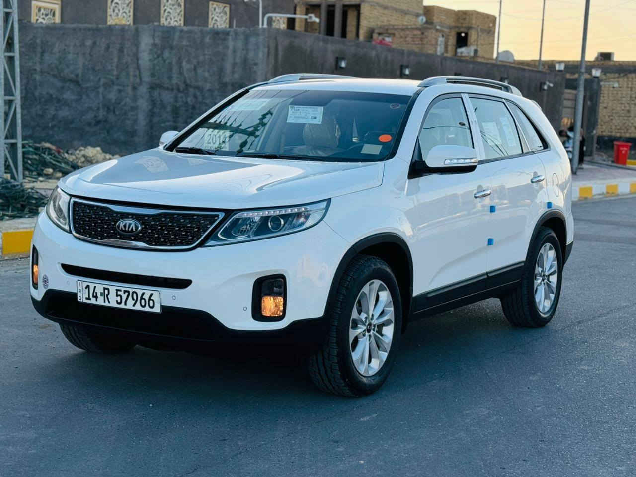 سورنتو 2014 رقم جديد الدولي
خليجي محرك 4 سلندر 7 راكب 
بيها باب خلفي مرشوش  
شاشه كامره تحكمات لد امامي براجكتر 
إشاره بالمري السياره جديدة وجاهزه 
السعر (165) وبيها مجال
للاستفسار (***********)
