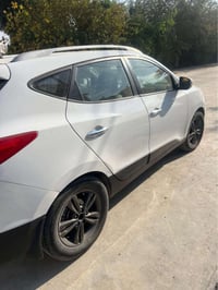 بدون صبغ • موديل ٢٠١٢ • محرك ما مفتوح