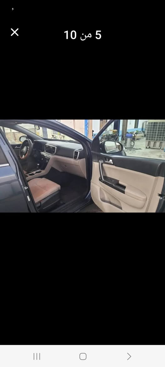 السلام عليكم سيورتج 2021 بغداد رقم وجزه جديده باسمي..بدون لا ضربه ولا صبغ تقرير غرق بسيط وكلشي بيها شغال وتمام..محرك ٢٤٠٠..مواصفات عاديه..سياره حيل نظيفه كلشي بيها بلاد..للامراوس حسب القناعه..عنواني بغداد الدوره...***********...اللي عنده مراوس يدزلي خاص.السعر ١٧٩.تحياتي للجميع
