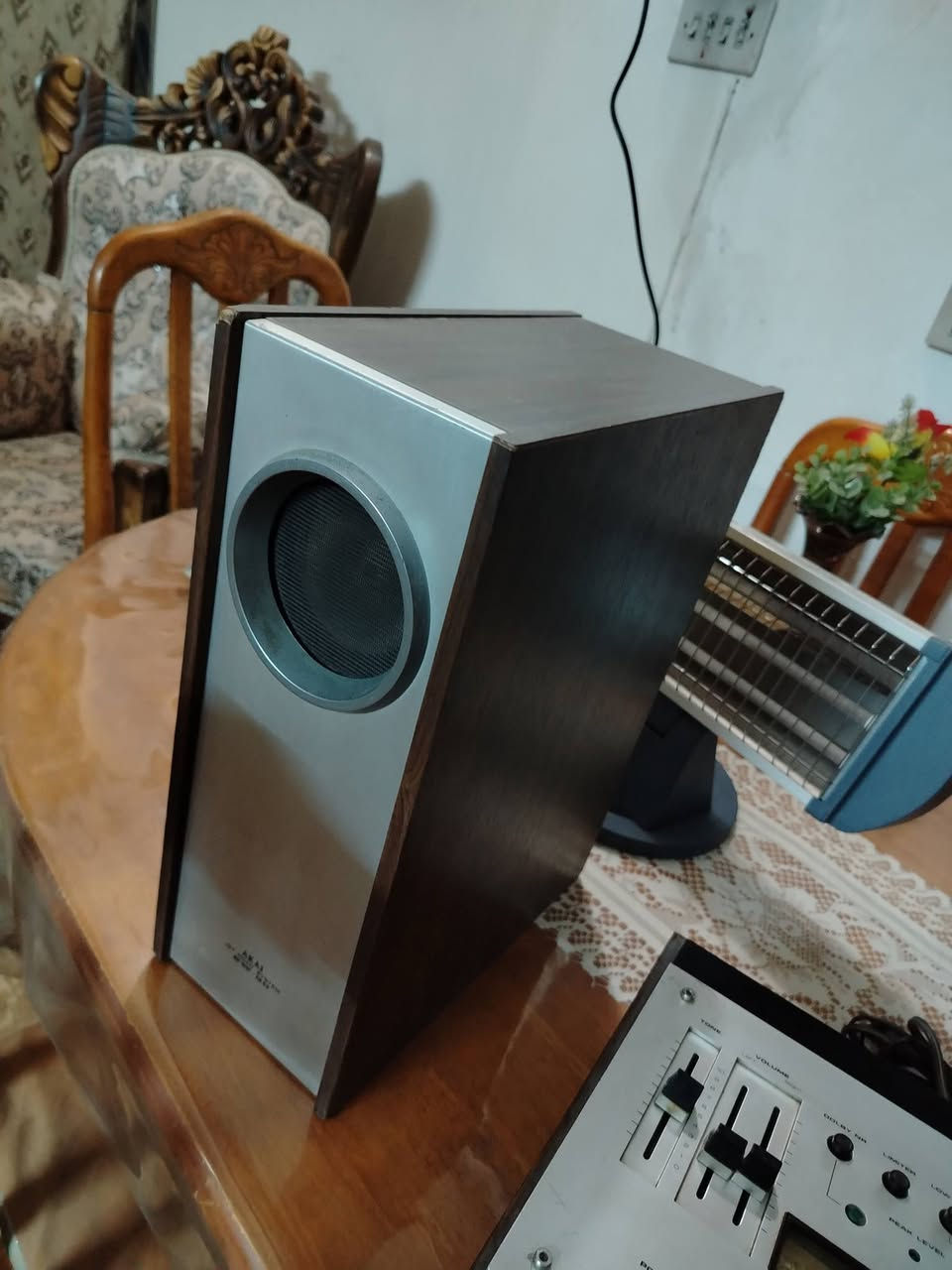 السلام عليكم ورحمة الله
AKAI 39 GX


**إذا كنت صاحب هذا الإعلان وتريد حذفه لأي سبب، رجاءا أرسل رسالة إلى الدعم الفني**