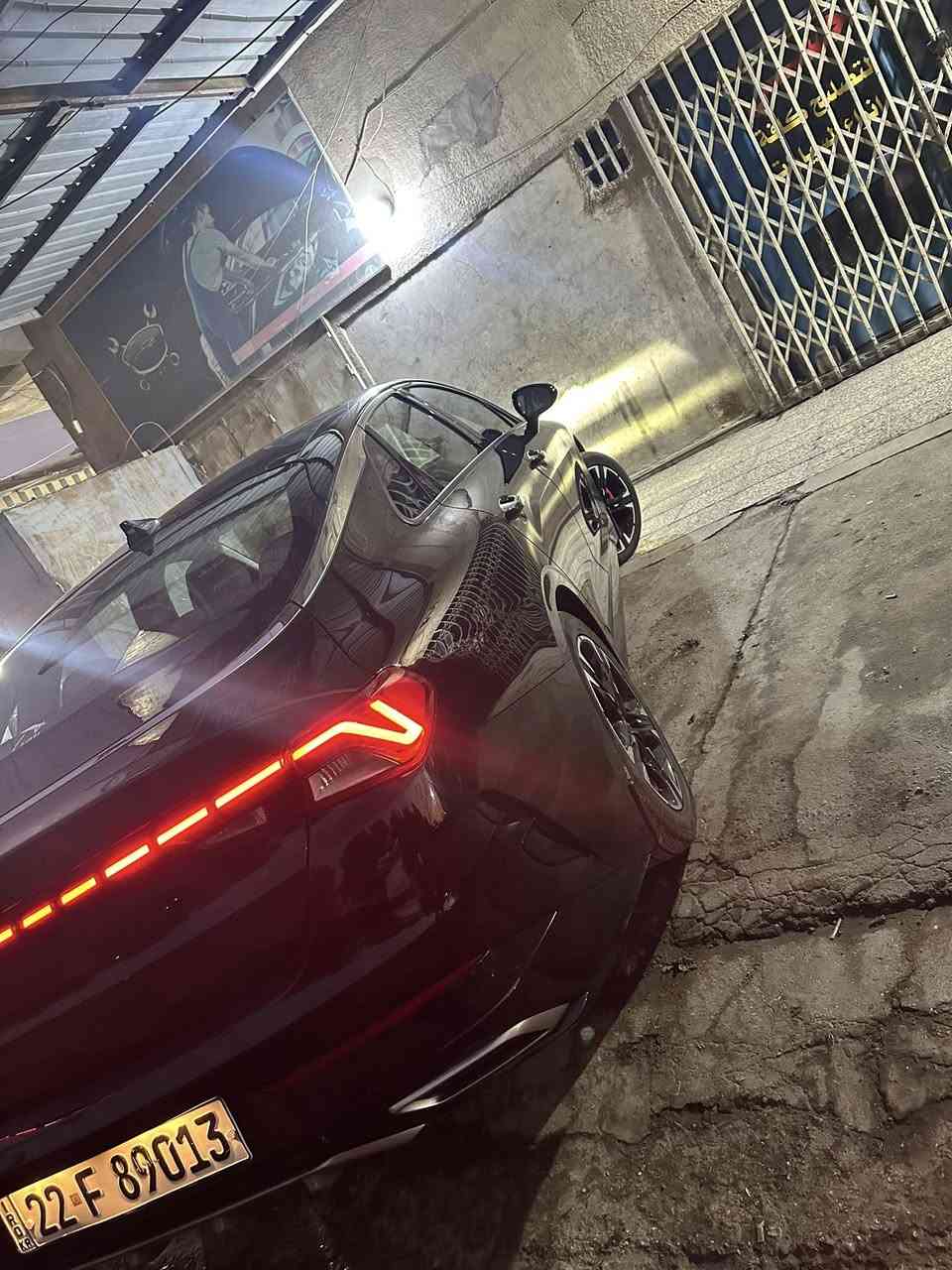 كيا كي فايف 2023 خليجي لون اسود وكالة شركة كيا نم ماشيه 37 فول مواصفات مكينه 2000 السياره باسمي تحويل مباشر 
مكفول من الصبغ فقط تكحيل 
بانوراما 
لد امامي خلفي 
تبريد مناخي منفصل 
كشنات تدفىه 
كرسي كهرباء 
كشنات جلد ابيضو اسود بلادي 
يدات نيكل 
تبريد خلفي 
تبريد السياره خزن ميموري لمس 
انارة داخليه لمس 
تحكم ستيرن فول 
هندبريك كهرباء ( بصمه )
بصمة تشغل عن بعد 
اوتو هولد 
نظام فيو 
5 وظعيات قياده 
كير AT
لايت 4 عدسات 
بلاجكتور LED
صندوك ذكي يفتح عند التقرب 
السعر 205$$  بيه مجال بسيط 
موقعي اليرموك نفق الشرطه 
***********
***********
السياره على وظع وكاله
