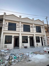 الضباط مربع القادة • ٥٠م • تونات