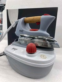 مكواة بخارية • بخار قوي • ٧٠٠مل