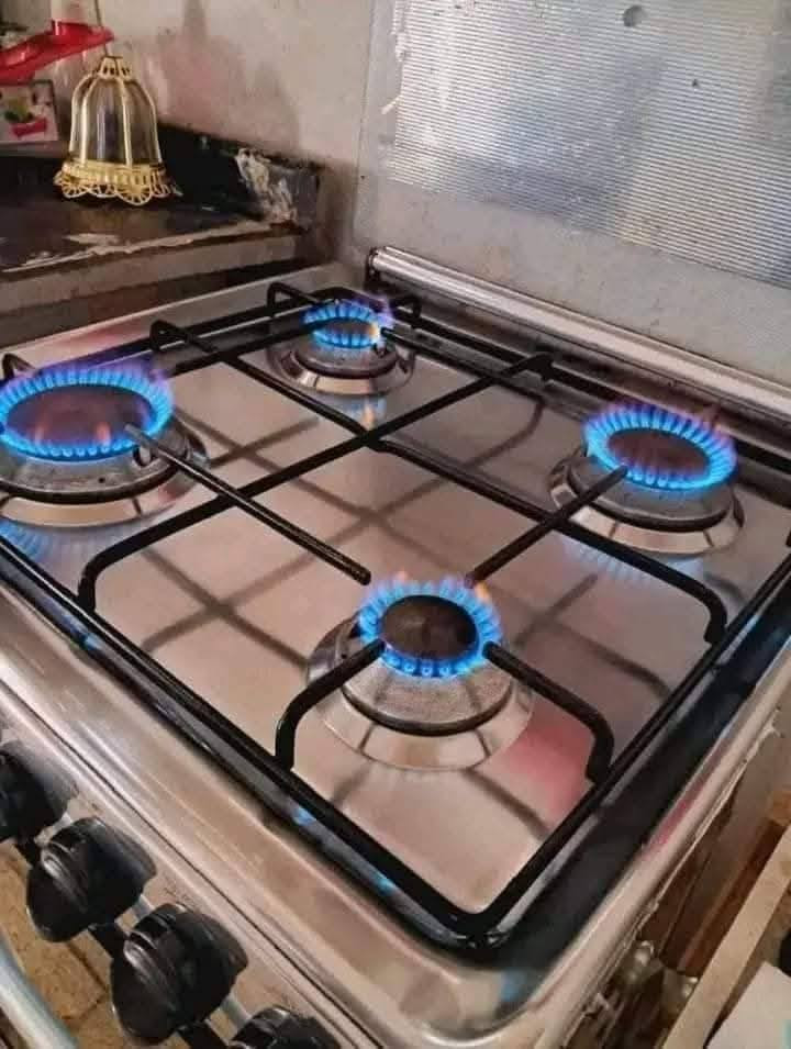 السلام عليكم وياكم ابو شهد
سعر صيانه طباخ عامه 35
يوجد قطع الغيار اصلي
 ***********
