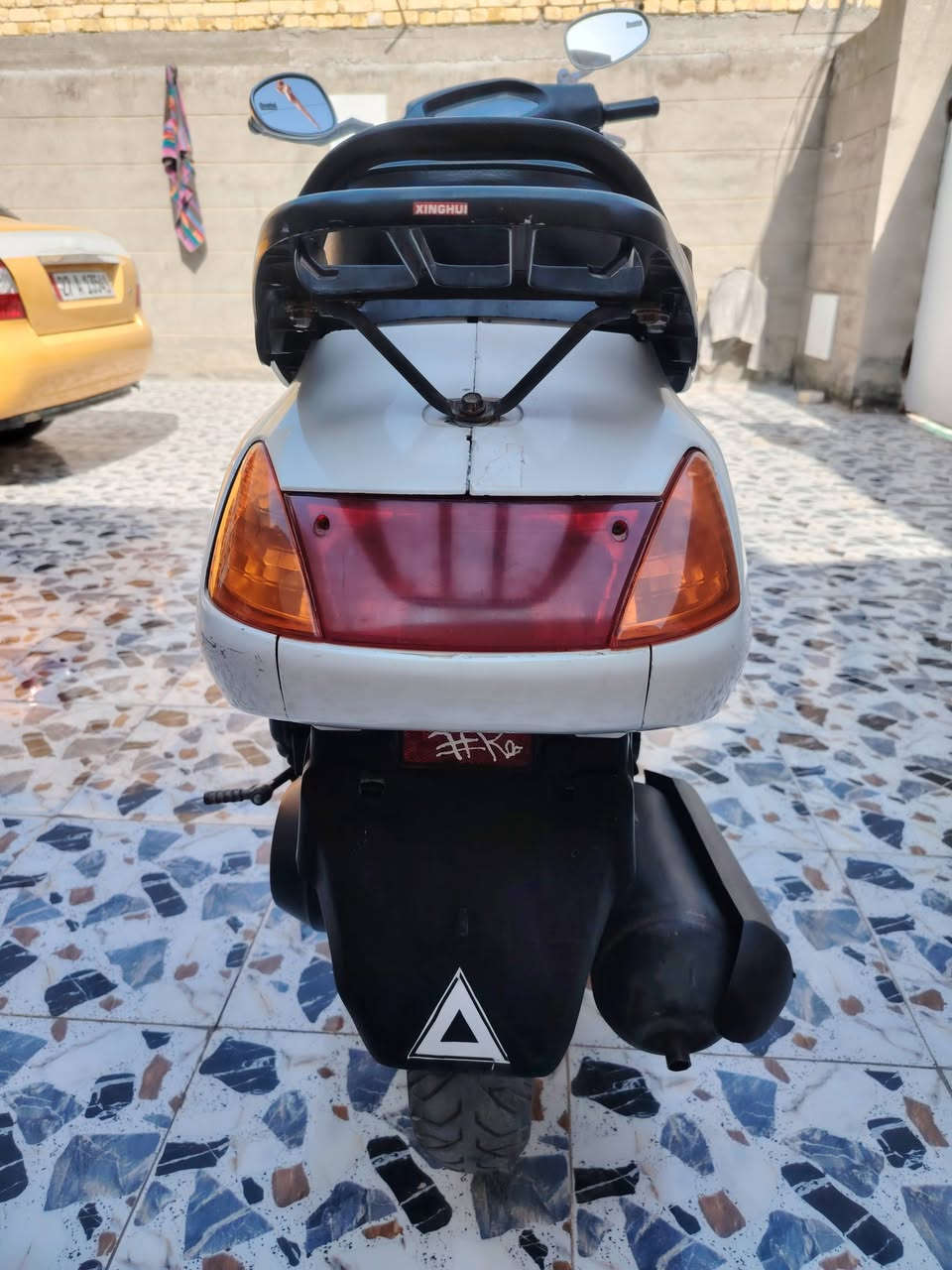 سلام عليكم سبيسي ياباني للبيع كفرات اصلي كابريتر اصلي مفتوحه اول فتحه دراجه ناعمه وخير من الله فقط سلف عاطل ولباقي كله شغال مكاني كوت السفحه سعر 450 وبيه مجال للشراي ***********
