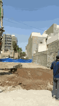 مستعدون لهدم  الدور والبنايات ورفع الانقاض وقطع البيوت المشتركه فرش جلمود و السبيس وحدل الأرض رش نفط اسود في بغداد  هاتف *********** ابوحسن  
 ب انسب انسب  الأسعار
