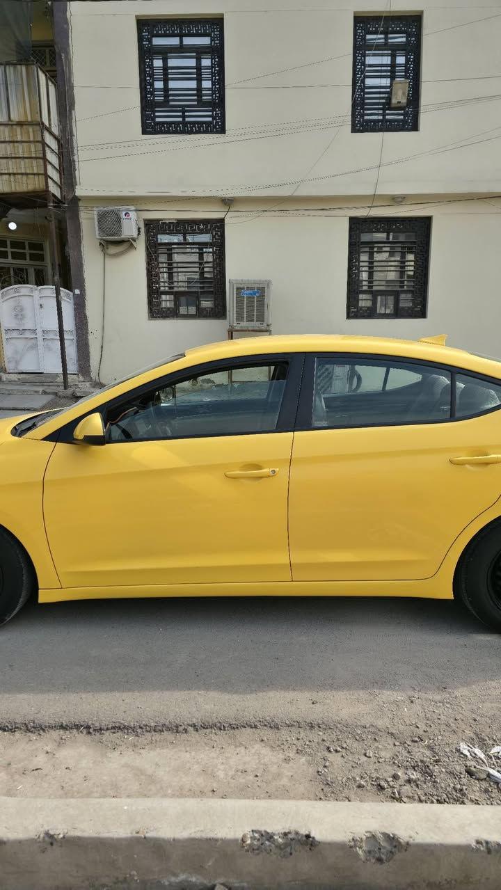 السلام عليكم النترا مديل 2020 امريكي حادث خلفي قبق جنطه فقط بدون حوض وايربال  وباقي مكفول من حادث مواصفات نص فول سياره جديدة مامشتغله تكسي استخدام شخصي ماشية ٥٥ جاهزه عله اخر حباية مال جناين سعر 151 بي مجال لشراي الاتصال على رقم *********** العنوان بغداد جديدة
