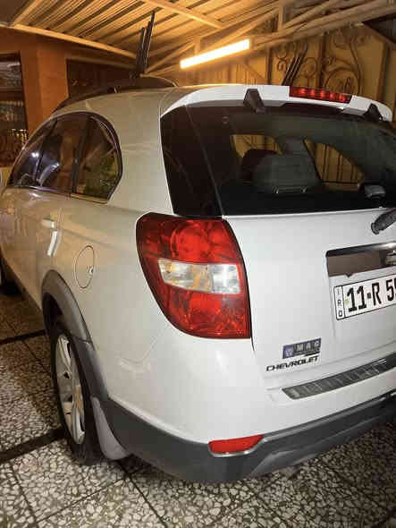 السلام عليكم 
شوفرليت كابتيفا 2012 للبيع — خليجي / 

السيارة نضيفـة استعمال بيت ومابيها ولا حادث فقط شخوط مثل ما موضح بالصوره 
ماشية 75 الف فقط 

المواصفات:
 • موديل 2012
 • وارد خليجي
 • محرك 2.4 بنزين اقتصادي فيها نضام eco
 • گير أوتوماتيك
     • فتحه بالسقف 
 • نظام الدفع امامي 
 • الممشى: 75,562
 • تبريد ممتاز 
 • داخليتها نضيفة ومحافظين           عليها  
 • ABS + وسائد هوا
      • شاشة مع كامره رجوع 
 • تحكمات ستيرن 
       سبعة راكب كشنات قلابه 
ملاحظة

السعر: (109 وبيها مجال )
المكان: بغداد البلديات 
الرقم : ***********
