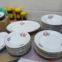 ٢٧ قطعه • بلغاري