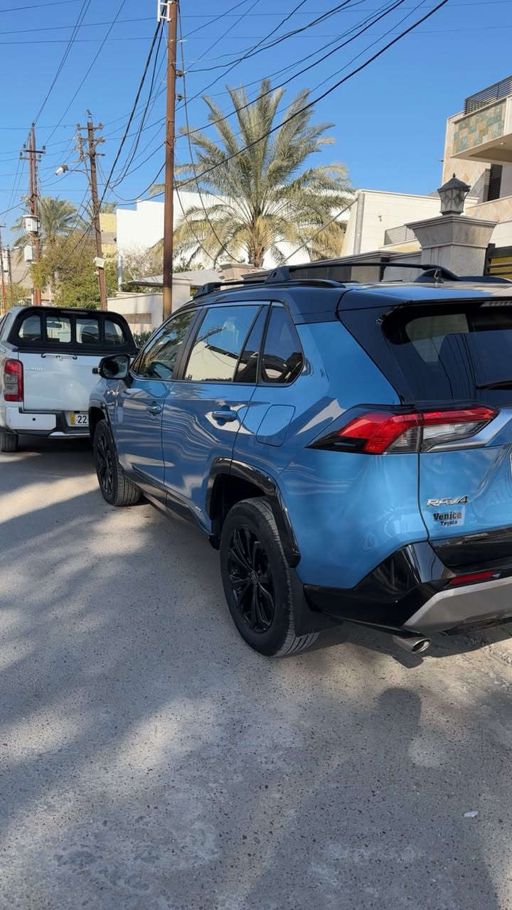 تويوتا راف فور    2023
وارد امريكي مواصفات  XSE 
بيها تبديل دعاميه اماميه فقط وتحكيل بالجاملغ الامامي 
مواصفات السياره معروفه 
ماشيه 37 الف ميل 
سعرها 225$
مكان السياره بغداد 
اي استفسار 
***********
