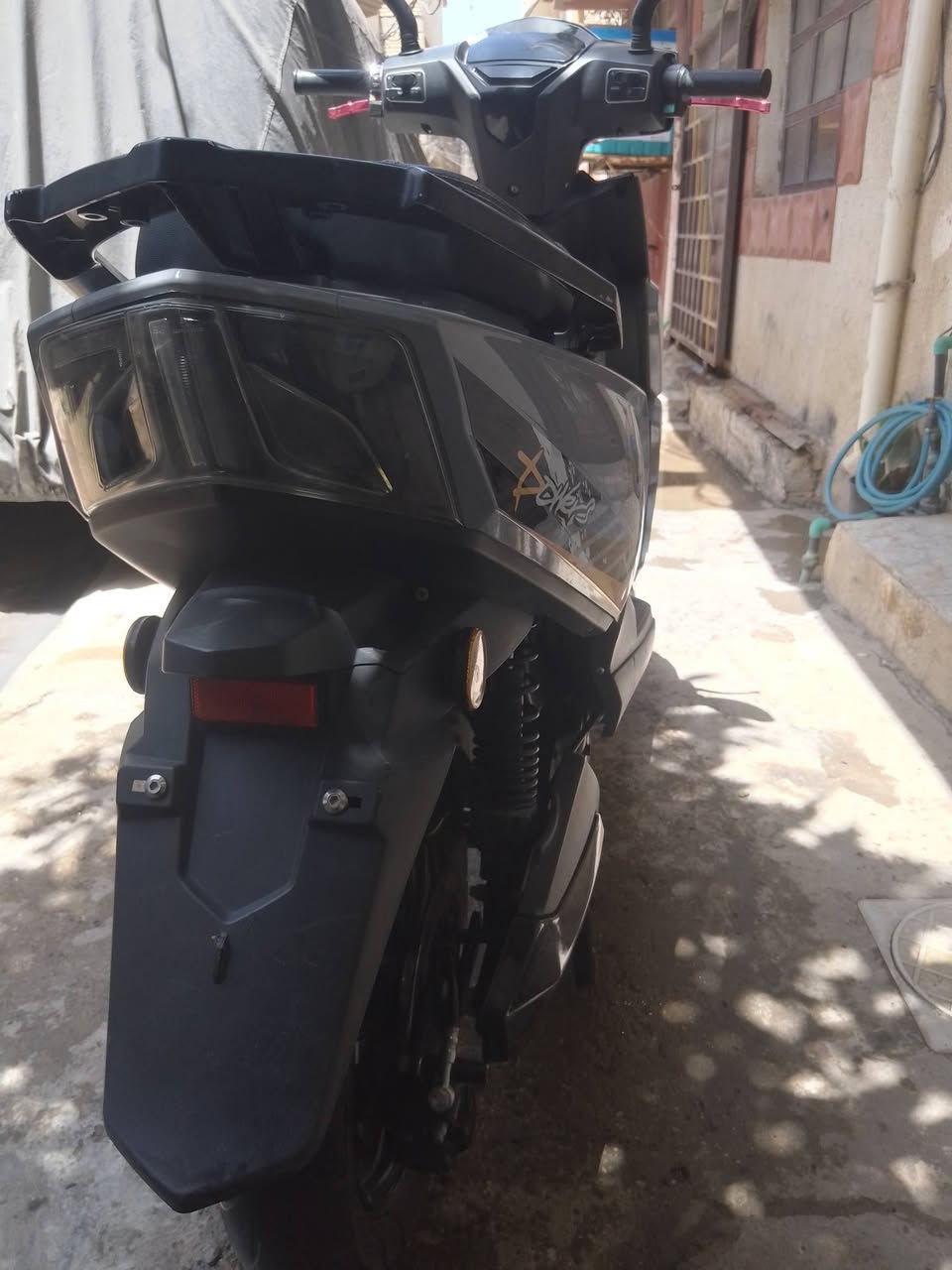 السلام وعليكم
دراجه شحن ست بطاريات 
3000دوره 
دراجه جديده 
وشرط على الفحص 
وفحل مو نثي. 
ايي ستفسار خاص 
بغداد الكريعات 

*********** 
متواجد الفيس وتساب
