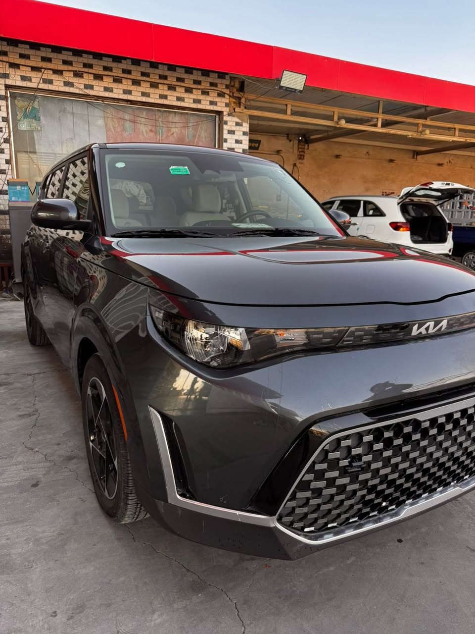 للبيع للبيع للبيع. 
صول موديل 24 EX 
ماشيه قليل 
حادثها كما موضح في الصور 
مرقمه ميسان 
 السعر :-165 ورقه 

شركة مــان هـايــم
لمزاد السيارات الوارد الأمريكي والكندي 
الكائن في ميسان قطاع 30 شارع المدارس مقابيل مسبح هبي دريم بالقرب من حلويات سيد مصطفى 
بأدارة :-
١- استاذ كرار العبادي
٢- استاذ حسين الطرفي 
***********
***********
