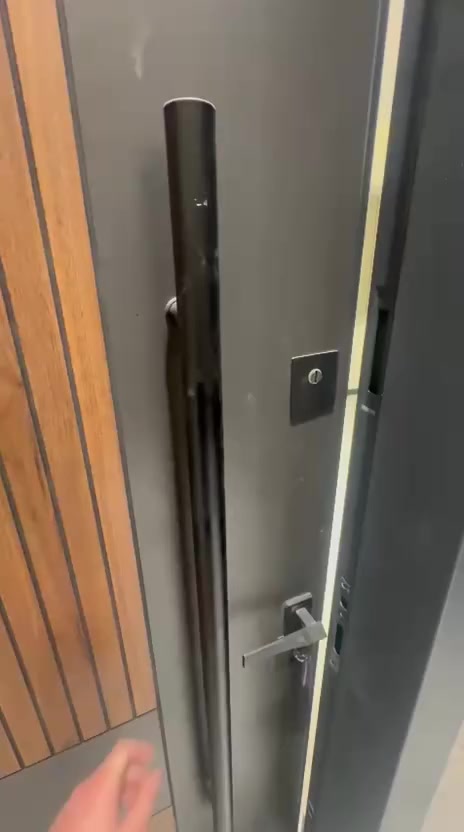 مكتب حلم للتطوير العقاري 
شقه للايجار 500 ألف تحتوي على غرفة نوم وصاله وخدمات عنوان الشقه الاعضمية شارع عمر مقابيل حلويات علي الدباغ عمارة ن والقلم للاتصال ***********
