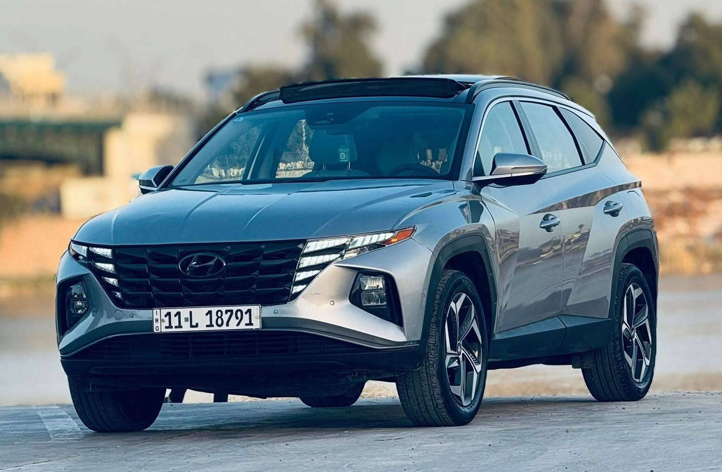 مواصفات خاصه لمتد 1/1 VIP  اعلى مواصفات ب توسان بانوراما
‎صور  الحادث موجوده 
قطعتين صبغ فقط ‎
‎محرك 2500 . بانزين
‎وراد امريكية 🤖 
ماشية 32 الف

‎1- بصمه + بصمه ابواب لمس
‎2- بانوراما 
‎3-كيج الكتروني متغير 
‎4- ( كاميرات عدد 5 ) 
‎5-كير دكمه 
‎6-نقط عمياء
‎7-رادارات امامي خلفي جانبي
‎8-قيادة الية 
‎9- تتقدم للامام وللخلف ب بصمه
‎10-هندبريك بصمه
‎11-كشنات جلد ابيض
‎12-كشنات كهرب
‎13-كشنات خزن ميموري
‎14-كشنات تبريد وتدفئه امامي خلفي وتدفئه استيرن
‎15-بك لايت لد
‎16- لايت لد + زينون
‎17- شاشة كبيرة لمس
‎18- تثبيت سرعة
‎19- من تشغل اشارة يقلب الكيج كامره
‎20- شارة جانبيه
‎21- ويل كب كبير كروم
‎22-تحديد مسار 
‎23-صندوق كهربائي
‎24- فول تحكمات ستيرن
‎25-تبريد لمس
‎26- السماعات شركة BOSE
‎26- شحن وايرلس
‎27-نظام gps خرائط
‎28- شفتات كير ب ستيرن
‎29- حساسات امامي خلفي
‎30 - تشغيل عن بعد 
‎31 - اوتو بارك 
‎32 - المرايه الوسطيه (اوتو دم ) يعني الي وراك مشغل عالي المرايه اوتماتيكي اصير سوده 
‎33 - مود ادرايف ( اقتصادي - سمارت - سوبر - وثلجي )
‎34 - سياره فور ويل اج تراك 
‎35 - نظام نزول منحدرات 
‎36 - نظام اضاءه داخليه لدات متغير الالوان ( الون الي تريده موجود )
‎37 - نظام التبريد دفيوز تبريد من كل الجهات ( يعني مو بس فتحات التبريد ال 4 ينطن تبريد لا الدشبول كله ينطي تبريد عن طريق فتحات موجوده بالدشبول )
‎38 - تبريد قطعتين امامي خلفي 
‎39 - فول سستم ايرباك ( ايرباك استيرن و ايرباك دشبول وايرباك بردات و وايرباك مقاعد ) كلهن سليمات
‎40 - الداخل لونين واسود 
‎41 - شاشه بيه ابل كار بلي 
‎‏42 - AUTO HOLD
‎
‎وباقي مواصفاتها معروفة فول
السعر ١٩٥ وبيها مجال حك الجية


**إذا كنت صاحب هذا الإعلان وتريد حذفه لأي سبب، رجاءا أرسل رسالة إلى الدعم الفني**