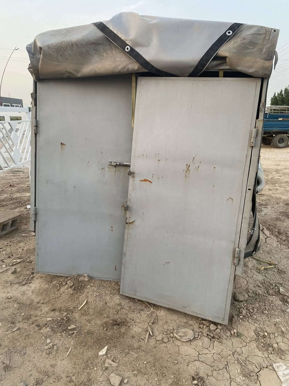 بوكس مال 2700
نضيف مابي اي خياس 
مكان ديالى جديده شط 
استفسار ***********
