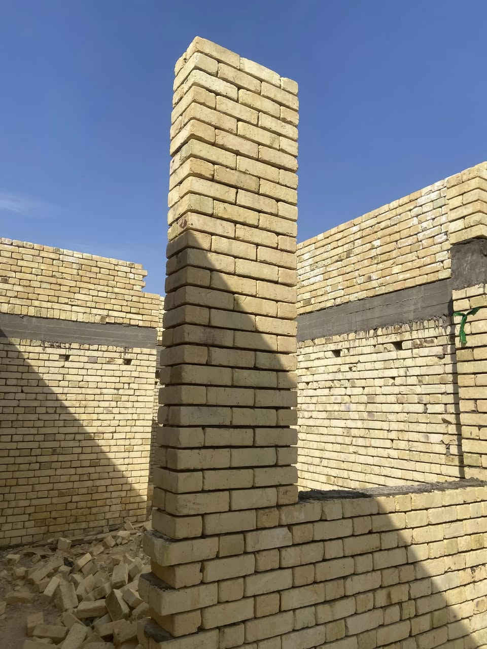 #الحمدلله 
تم اكمال بناء الطابق الارضي مساحة 250م الطوبة والنخيلة النفط
***********
