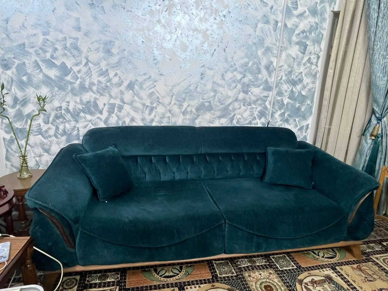 قنفات للبيع تركي قوي السعر ٨٠٠ الف المكان حي الحسين. للستفسار
***********
