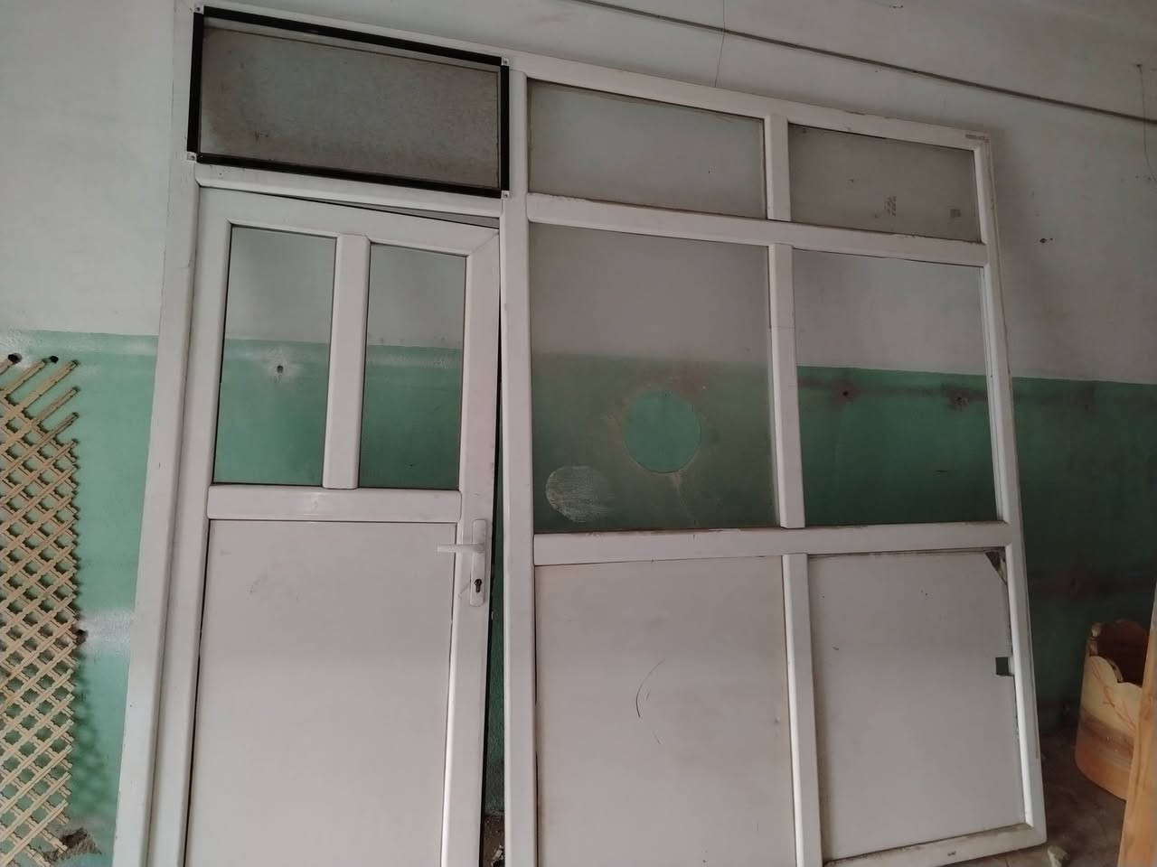 جامخانه للبيع سعر 150وبيها مجال للستفسار الاتصال عل هاذه الرقم ***********
