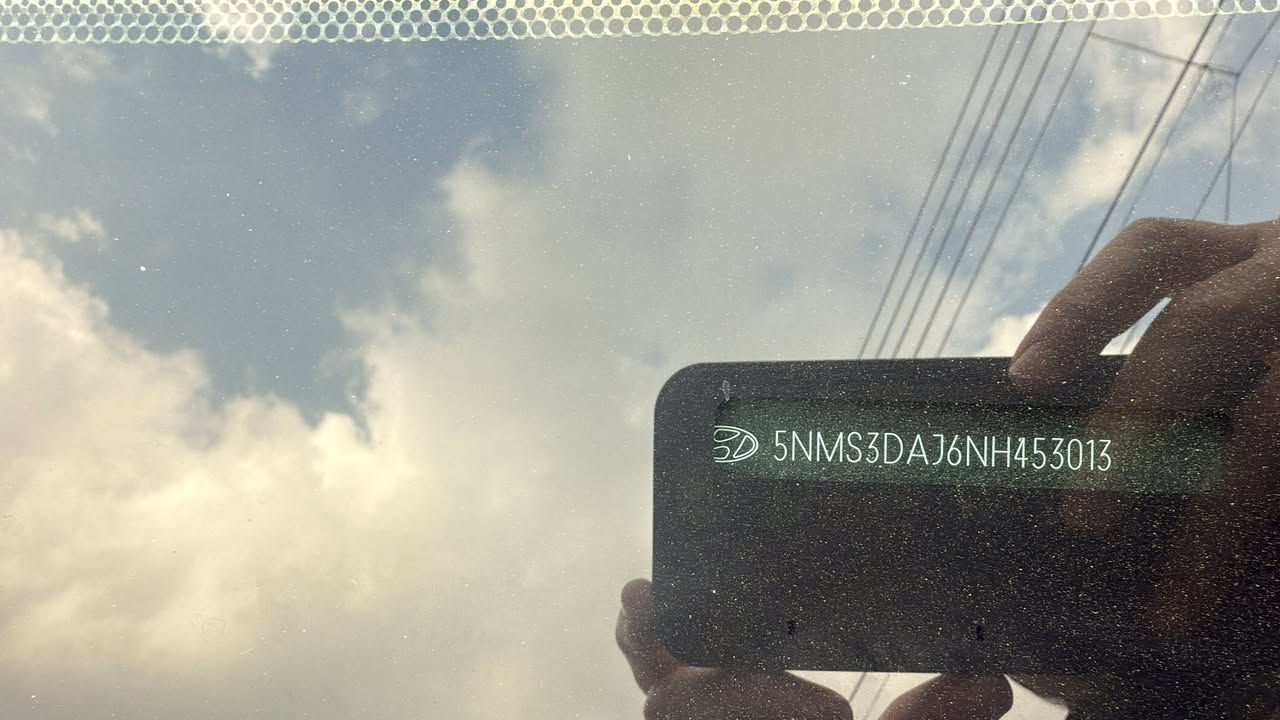 سنتافي موديل 2022 فل بانوراما داخل بيج
بدون صبغ صور ضرر مايطلع 
 5 راكب / رقم اربيل الجديد
فقط بارد بلصفحه بدون دواخل ايرباك برده فقط امامي وخلفي كبس سياره جديده 
ماشيه 28 الف مايل 
محرك 4 سلندر. 2500
دفع رباعي 
المواصفات / 
بصمه ابواب وبصمه تشغيل . تشغيل عن بعد 
كراسي اماميه كهرباء . تدفئه كراسي اماميه 
كراسي جلد اصلي بيج رادار 360 هندبريك كهرباء بردات ابواب خلفيه تشغيل عن بعد 
فحص وهزه ورقم جديد تحويل مباشر 

السعر ٢١٣ بيهه مجال قليل بعد المعاينه
مكان السياره اربيل
واتس واتصال.    ***********
