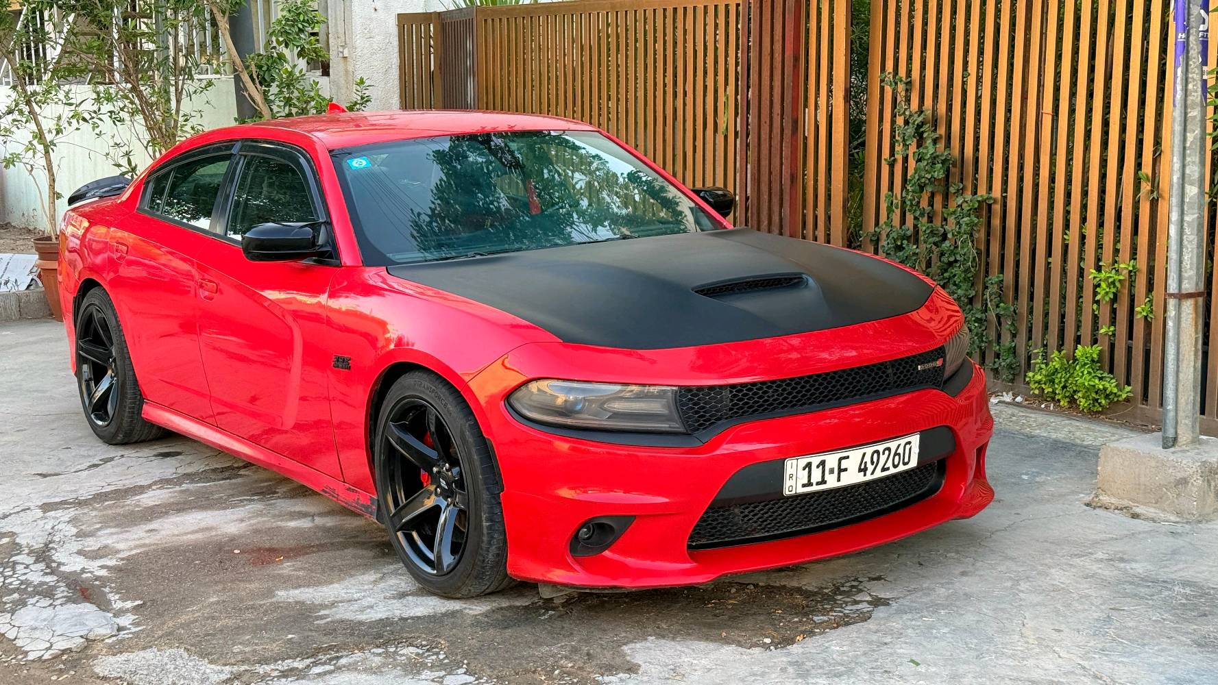 السعر (((((( 154 ورقه )))))) وبيها مجال للطيبين سياره ((( صبغ عام)))
دوج جارجر 2017 لون احمر 
ويل 20 نجمه خسفه قويه
محرك هيمي 5700    V8
شاشه جبيره
كشن كهرباء وتدفئه
اكزوز طرب بلادي قطره لحيم او تحوير مابي
لا حجر بيئه ملغي ولا شي
تخم تاير نظيف
تبريد تدفئه جاهزه
صدر نص عمر

مستعجل للبيع فقط
عمر ***********






