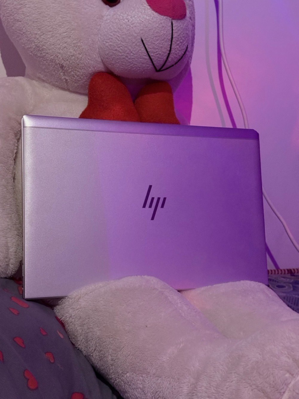 لابتوب نضيف ونازك استعمال قليل جداً 

لابتوبHP EliteBook 830 G7، ويتميز بمعالج Intel Core i7 vPro، وتصميم خفيف الوزن، بالإضافة إلى ميزات أمان متقدمة مثل HP Sure Start وصوت مضبوط بتقنية Bang & Olufsen. 
راقي جداً 
توجد خدمة توصيل ✅
كلهاذ بسعر 500 وبي مجال بسيط
للتواصل واتساب ***********