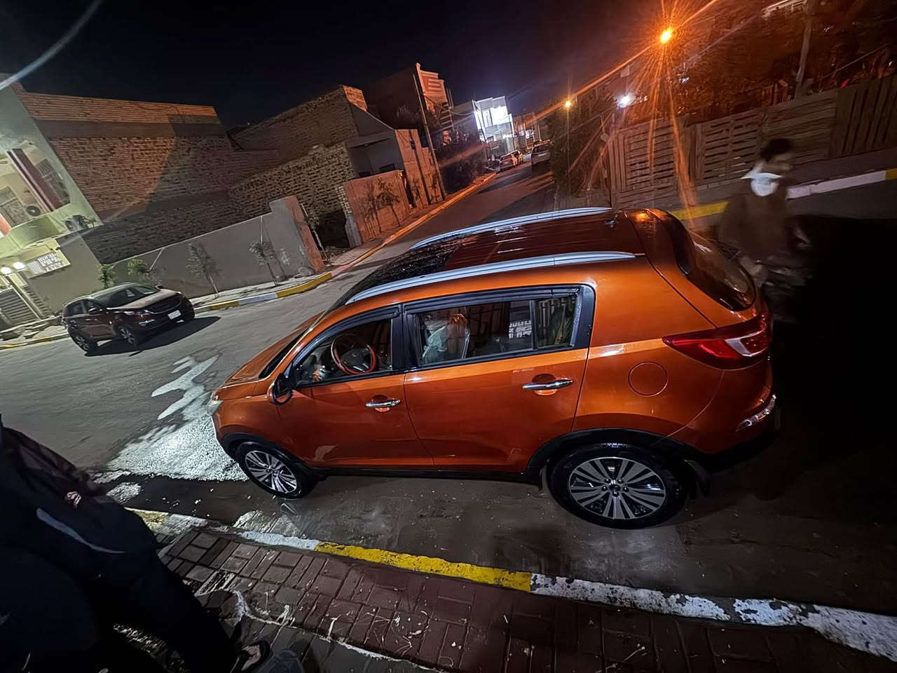 Kia sportage - 2012
مكان السيارة الديوانية 

رقمها بابل

حادثها موضح بالصور بالبنيد راجع حار

وبدون صبغ ع وضعه هذا بقه 

وبيها شوية لون جارد بالقمارة

الباقي كفالة
سعرها ١٢٥


**إذا كنت صاحب هذا الإعلان وتريد حذفه لأي سبب، رجاءا أرسل رسالة إلى الدعم الفني**