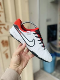 نايك تيمبو برو   باله اصلي فول نضافه   قياس 42 ونص   طركه طبيه   توصيل...