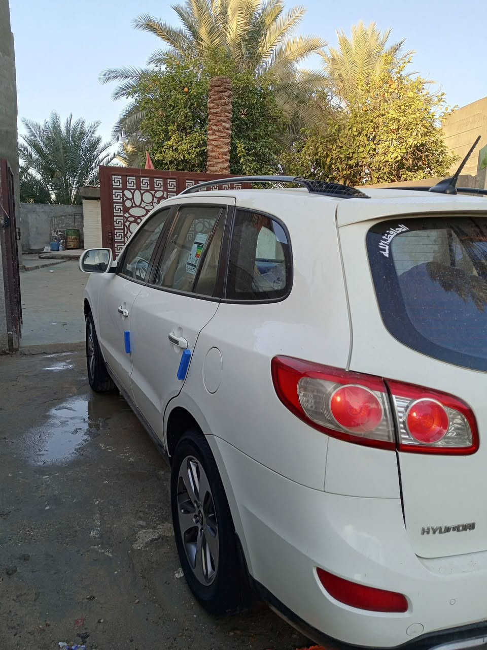 السلام عليكم شباب سنتافي2012 خليجي للبيع او للمراوس فقط سياره عاليه 
السياره واحد ع واحد 
مكينه سته سلندر 3600ccmمكفوله وكير وتبريد خير من الله 
حداديه 100/100ويل فراشه 
3بصمات 3قطع تبريد 7راكب كشن كهرباء +جلد بلادي 
فتحة سقف حساسات خلفيه 
تحكمات جهتين شاشه كامره بيها تبديل قطعتين بنيد وباب الصندوق مال شركه وبيها صبغ الجاملغ من جهة الصدر والباب والباب الخلفي قليل مو كلها سياره خير من الله ما ناقصها برغي

#السعر 134وبيها مجال الطيبين ورجاء لحد يعلق تعليق سلبي تره يسمع كلام مو حلوو ولا يصير براسي بس هوه وبس 
رقمي ‏‪***********‬‏
اسيا ***********
