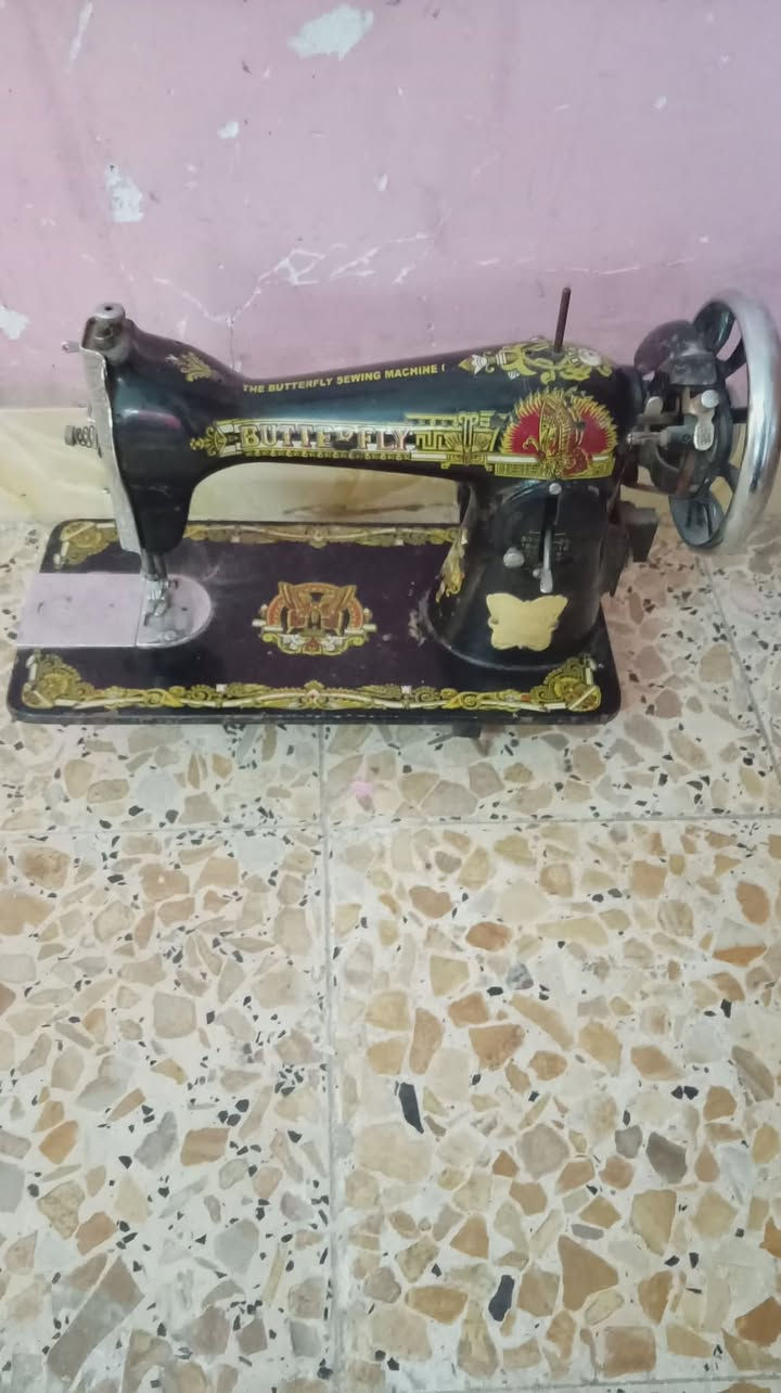السلام عليكم عندي هاي لمكينه والميز للبيع لسعر ٣٠ ألف ما عندي توصيل


**إذا كنت صاحب هذا الإعلان وتريد حذفه لأي سبب، رجاءا أرسل رسالة إلى الدعم الفني**