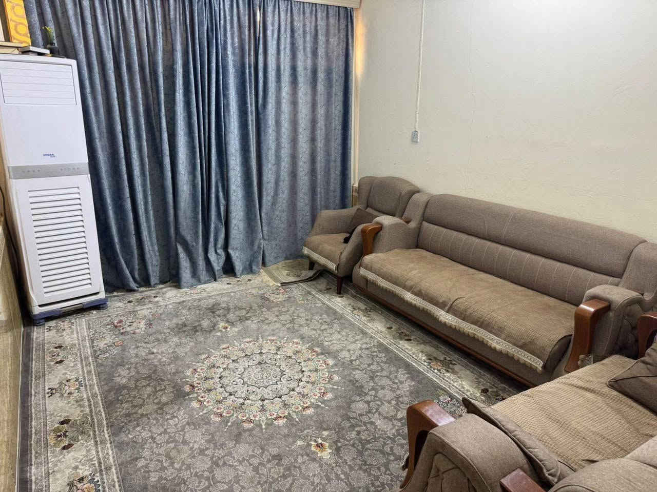 بيت 🏠 للرهن 100م نظيف 
السعر 22

الموقع 📌 الحولي خلف الملعب

 يحتوي غرفه واستقبال مطبخ صاله وصحيات  

@سيد مقتدى
للتواصل 
***********
