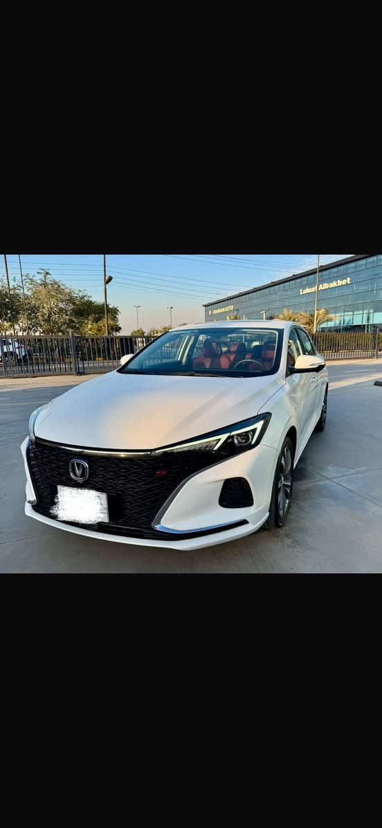 شانجان ايدو بلاص موديل ٢٤ بالضمان ماشيه ٤٤ الف جديده وفول مواصفات محرك ١٤٠٠ تيربو بانزين عادي رقم بغداد الجديد السعر ١٩ مليون قفل قفل مكانه البعيثه ***********
