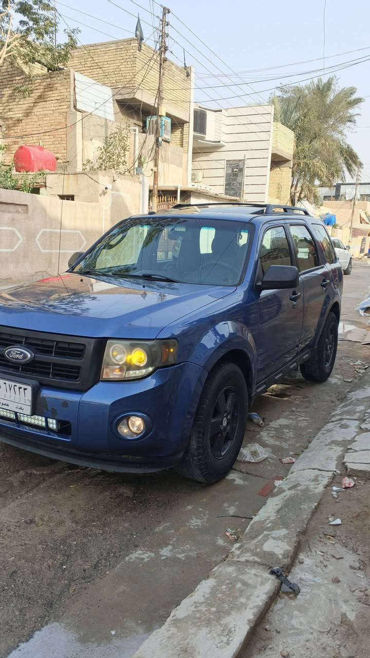 سلام عليكم 

فورد سكيب 
موديل 2010
رقم بغداد نكليزي 
بسمي تحويل ثاني يوم 
هزه 2027
كير +مكينه جديد 
تخم تاير جبلي نضافه 75%
صدر امامي نضافه 60%
صدر خلفي 80%
تحكم ستيرن جهتين 
مثبت سرعه 
كشن كهربائي 
مري كهرباء
منفذ AUX+بلوتوث 
مانع تزهلق 
سستم سماعات اصل 
مكان خزن جك+سباين 
لايتات زنون اصفر+ثلجي اصل 
كامر خلفيه+حساسات 
حادث جاملغ خلفي جهت السايق مصبوغه عام 
السعر 85 وبيه مجال جدأ بسيط 
مكاني بغداد الستفسار ***********
