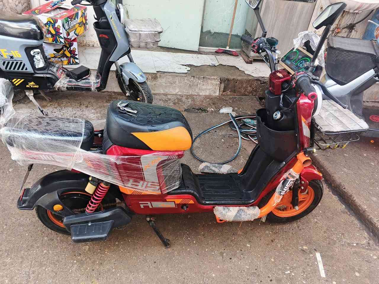 موطور شحن اللبيع 5 بطاريات كلو شغل أربع نمرات كلو شرط على فحص سرع 112/سرعتو فول مواصفات بي بك للخلف ملف 2000/السعر 375/بيها مجال رقم موبايل كورك اسياء بي وتساب موصل ايسر اتصل ودالل 
***********
***********
