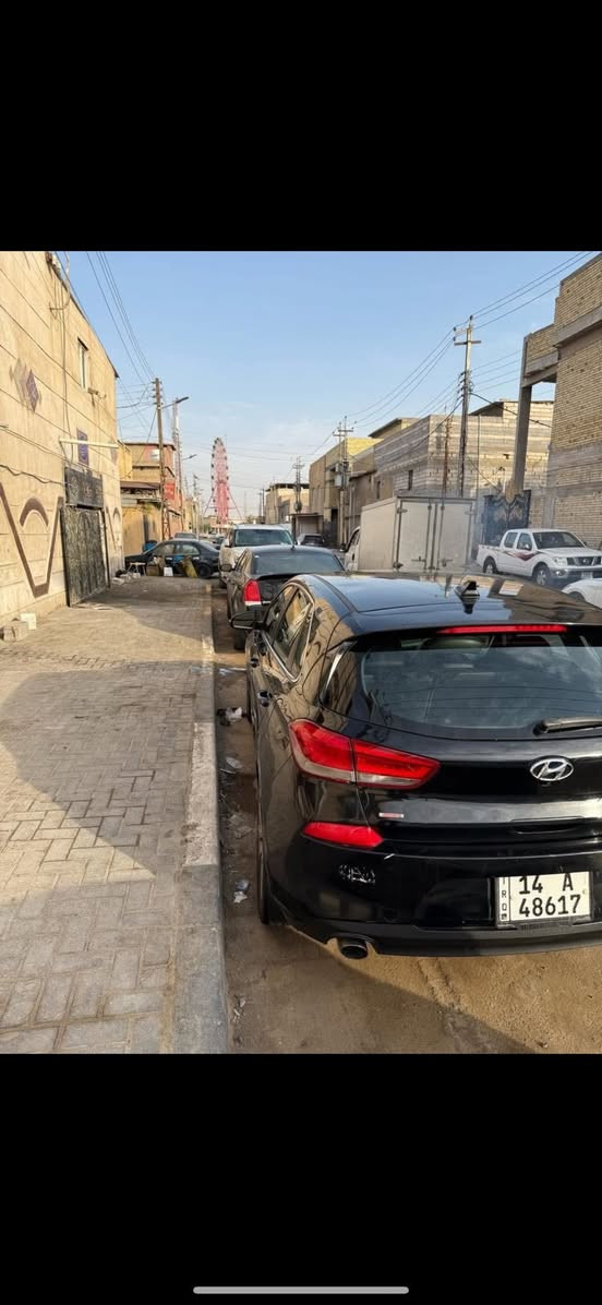 النترا هاش باك موديل 2018
السياره كفاله من الضربه 
فقط صبغ بسبب الخدوش 
محرك وكير كفاله 
تبريد شغال 
السعر 88 وبيها مجال قليل 
مكانها البصره ام قصر 
***********
