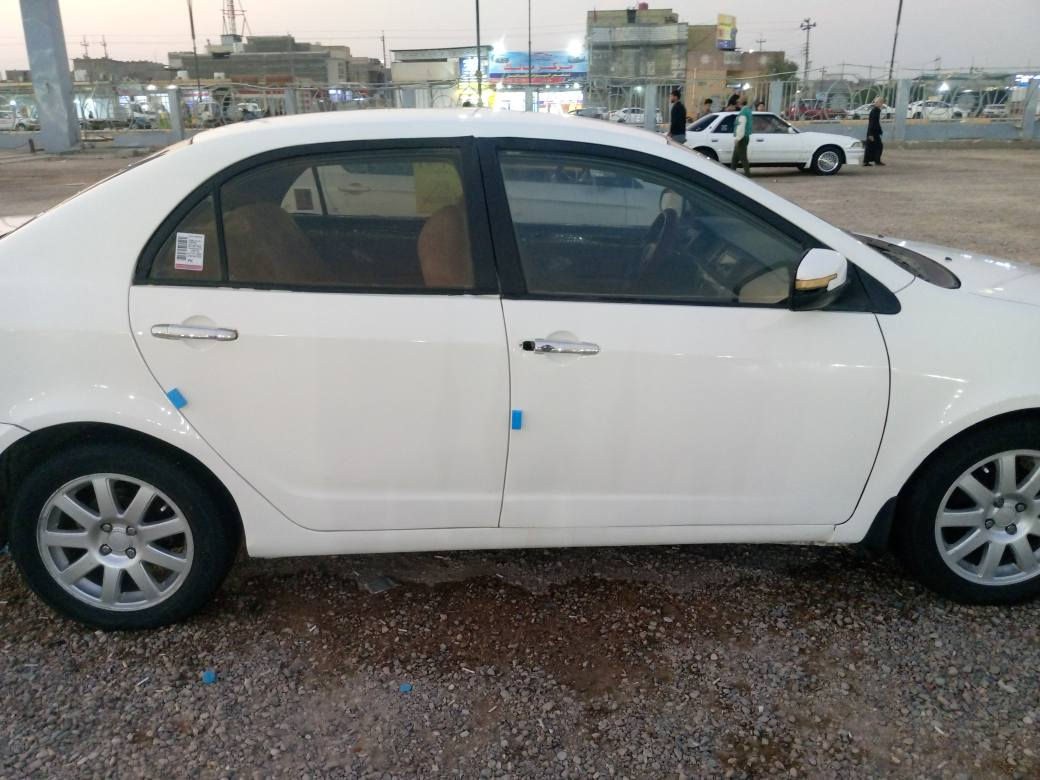 جيلي موبل مديل 12 كير ومحرك بلاد السيارة جاهزه مكفولة من الضربة والتبديل ملكة خياسات و مصبوغة جمالية السنويه لسنة 29 رقم بصرة السعر 43 وبيها مجال قليل العنوان بصرة 5ميل الاتصال على الرقم *********** البصرة, العراق
