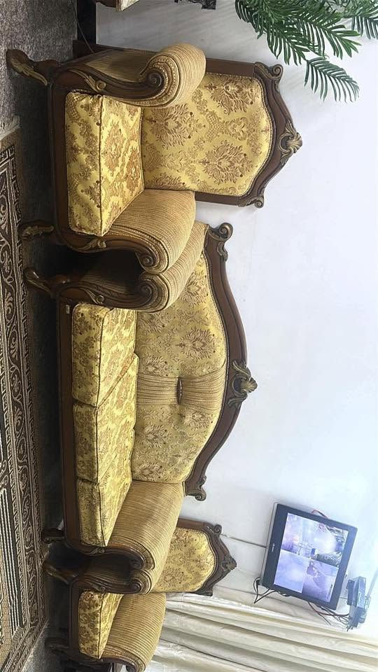 التخم ٢٥٠ الغرفه ٢٠٠ بلازما شونك ٤٣ بدون نت ب١٢٥ الرقم ***********

