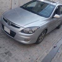 تورنج ٢٠١٢فول مواصفات  ماشية ٩٤الف رقم بغداد الدولي السعر ٩٢ مكان بغدا...