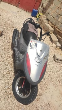 بيه كلجات رياضي  وياله رياضي تايرات جدد  عندك بوشته 55،عندك سواده ملاح...