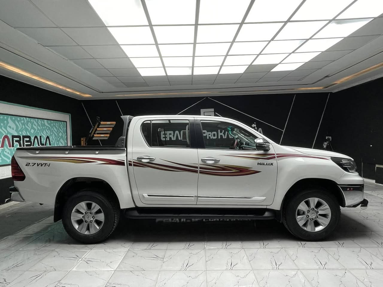 السلام عليكم 

للبيع فقط بدون مراوس 

2018 فور ويل بانزين 

السعر 255 وبيها مجال

السياره ساز ماشيه 113 الف 

مكفوله من الصبغ والتبديل 

بيها بارد بالجاملغ + خشم البنيد 

السياره جاهزه على اخر حبه ومبيها نقص

رقم اربيل الجديد 

تبريد قطعتين. 

مكاني كربلاء 

استفسار ***********
