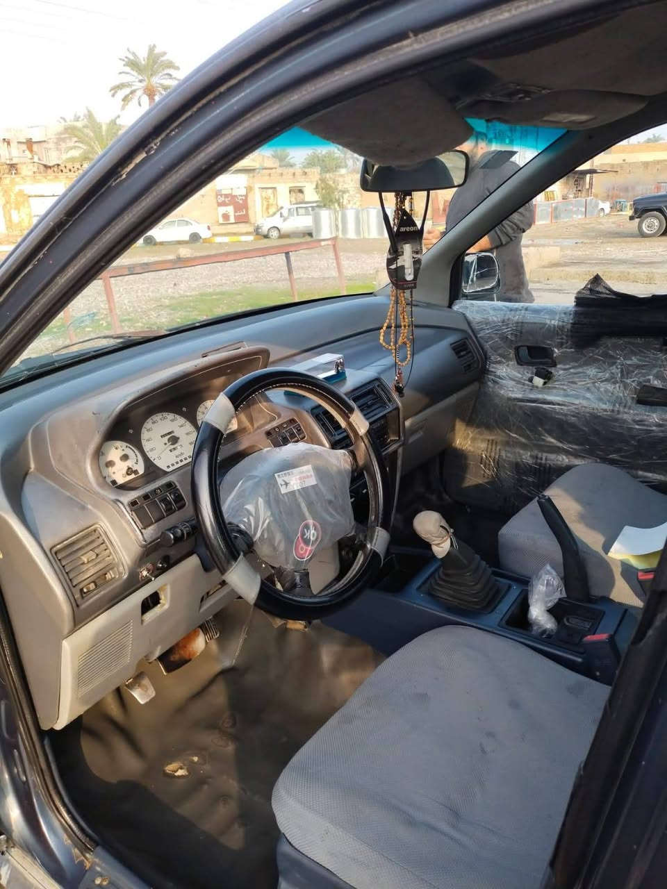 سلام عليكم
ميسوبوشي كلنت ستيشن 
سنويه لحد 29 وياهه ستيكر بانزين شرط تحويل 25 ورقه و بيهه مجال  ***********
