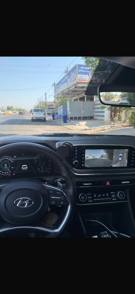 السلام عليكم 
للبيع فقط اعتذر عن مراوس 
سوناتا 2022 لمتد فول مواصفات 
محرك 1600 تيربو 
مواصفاتهة :
بانوراما
بصمه تشغيل عن بعد و تتقدم و ترجع بالبصمه
5 كامرات 360 
رادارات امامي خلفي جانبي
حساسات حول السيارة
كشنات جلد تدفأة و تبريد 
ستيرن هيتر
فول تحكم ستيرن
مثبت سرعة و تحديد مسار و قيادة ذاتيه
شحن لاسلكي
كشنات خزن
تبريد قطعتين 
اوتو بارك
اوتو هولد
نضام صوتي BOSE دمام
نقطة عمياء
4 انضمه قيادة 
كير اوتو + عادي شفتات
داتا شو
بعد بيهة خير من الله مواصفات

صور الحادث  موجودة بالمنشور
السيارة رقم اربيل باسمي تحويل شوكت متريد
بيها كتاب تضليل جديد  كلشي كامله مكمله 
سيارة جاهزة مبيهة اي نقص تخم تايرات جدد
كير و مكينه مكفولات صدر جديد 
السعر 170وبيها مجال 
مكاني بغداد حي الجهاد
*********** واتساب متوفر
