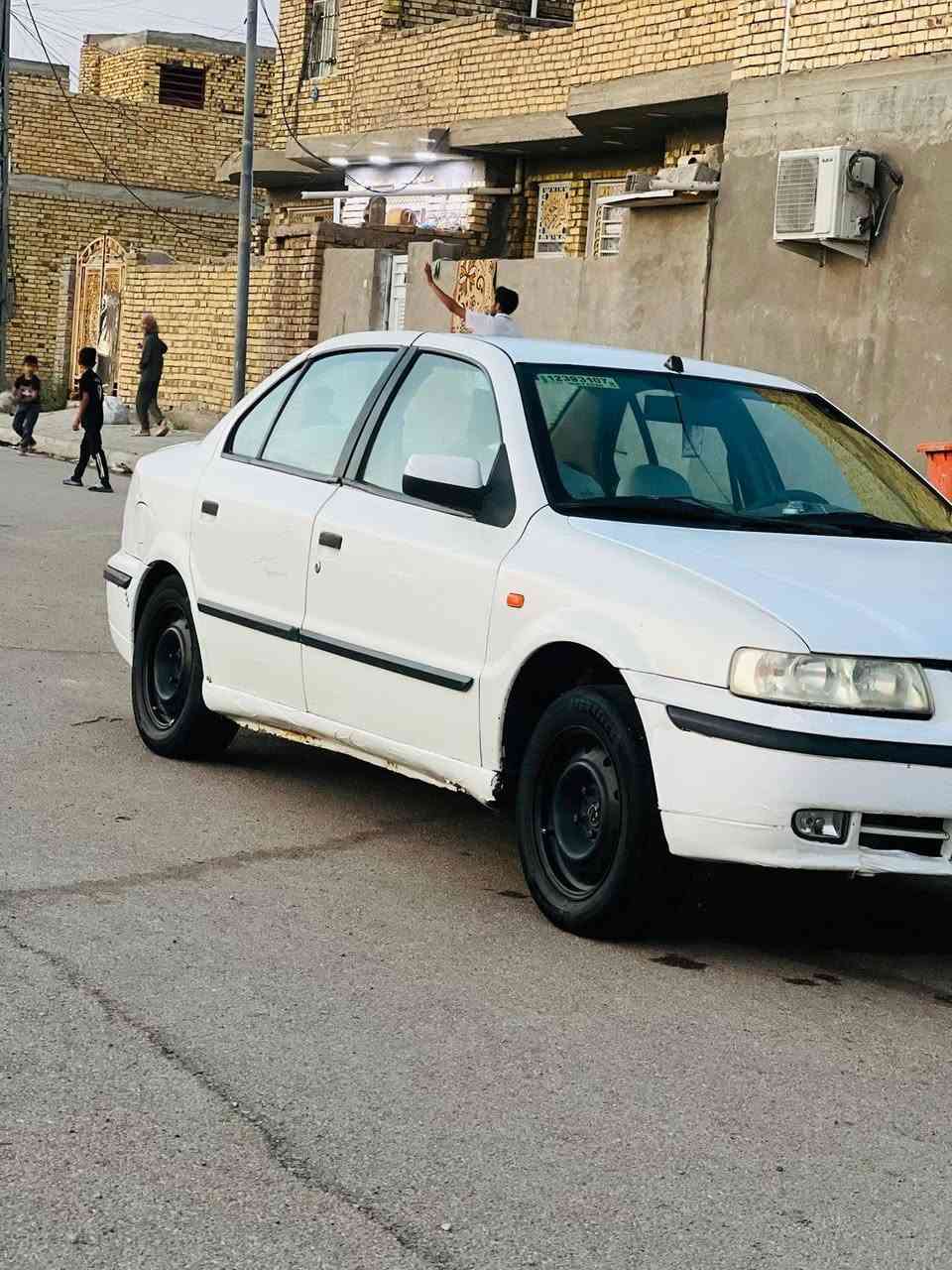 السلام وعليكم سمند 11 سنوية ساقطة تحويل مباشر  السيارة شوفة العين يعني كوم حديد مكان واسط كوت 
*********** علما السعر المطلوب 37$
