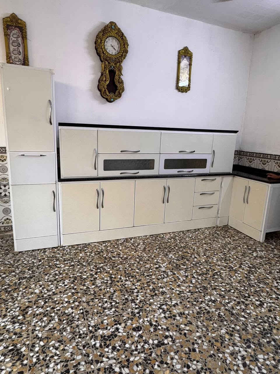 كاونتر كلش نضيف سعره 700 مكان بغداد يوجد توصيل للاستفسار واتساب ***********
