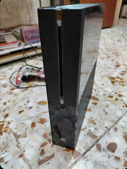 اكس بوكس ون معا يدة مال ون اس أصلية  كامل ملحقات سعره 
110 معا حساب بيه جيتي اي فايف دائمية
***********
توصيل كل المحافظات موجود
