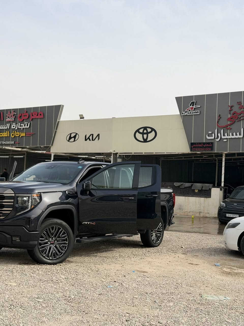 للبيع الوحش الأمريكي جمسي سيرا موديل
ديزل محرك 6 سلندر توربو  اقتصاد موطبيعي نهائي 2023 
ضرر جاملغ وبنيد راديترات الشركه 
المواصفات :-الفئه AT4 فول
🔴1:كيجات دجتل 
🔴2:شاشه ايباد وسط كبيره 
🔴3:رادار امامي +جانبي + خلفي 
🔴4:كامرات عدد 5 
🔴5: بصمة تشغيل عن بعد +ابواب بصمه
🔴6:داخل جلد لونيين اسود وقيسي 
🔴7:مقاعد اماميه كهرباء + كشن خزن 
🔴8: فتح صندوق كهرباء 
🔴9: دفع رباعي 4في 4 
🔴10:نضام سماعات BOS 🔊
🔴11:بجم لايت وحاجب بلاجكتور بك لايت كله LED
🔴12 
سلايت 🔴🎺
🔴14: سماعات ماركة BOOS
🔴15:مرايه قلاب 
🔴16:اتو
هواي بعد بيها مواصفات
السياره رقم بغداد
وجاهزه عل كل عيب شرط الفحص السعر 375
***********/***********
