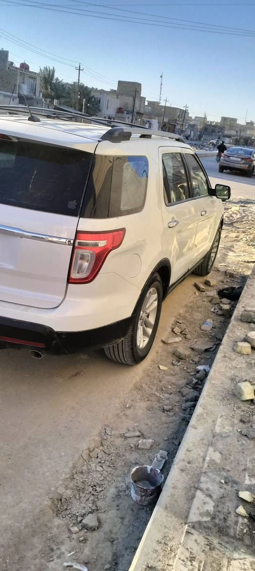 فورد اكس بلور 2012 رقم بغداد بأسمي السعر 120 وبيه مجال والتفاصيل بالمقطع للتواصل ***********
